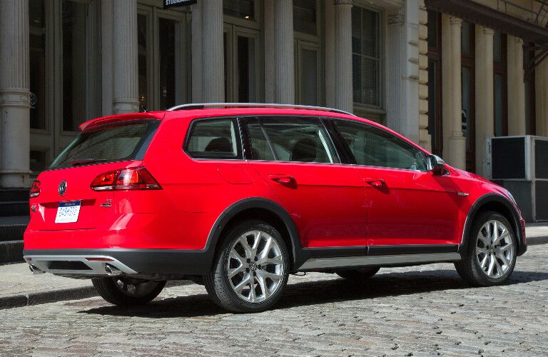 2017 vw alltrack wagon body style