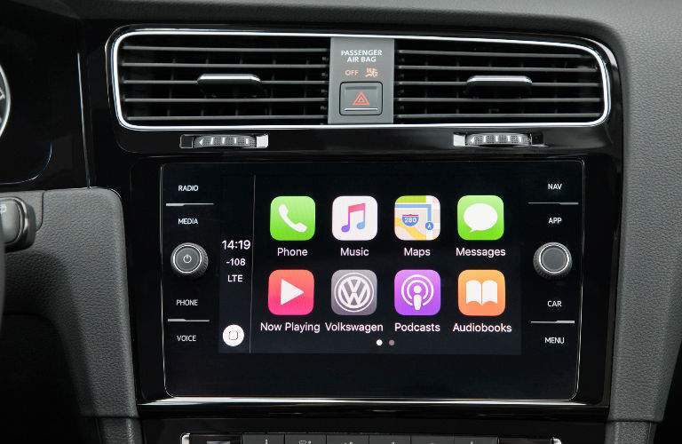 2018 VW Golf Ramsey, NJ console and infotainment unit volkswagen carplay and android auto