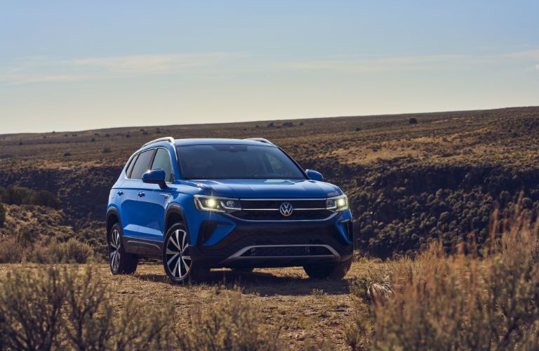 2022 Volkswagen Taos front profile