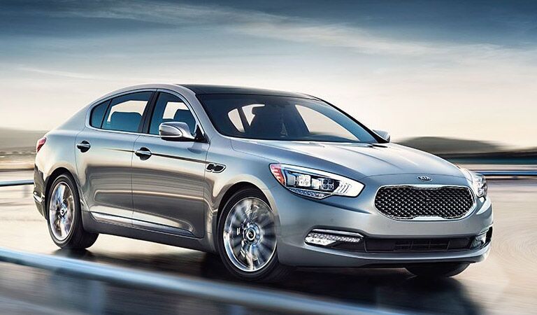 Kia K900 Model Info