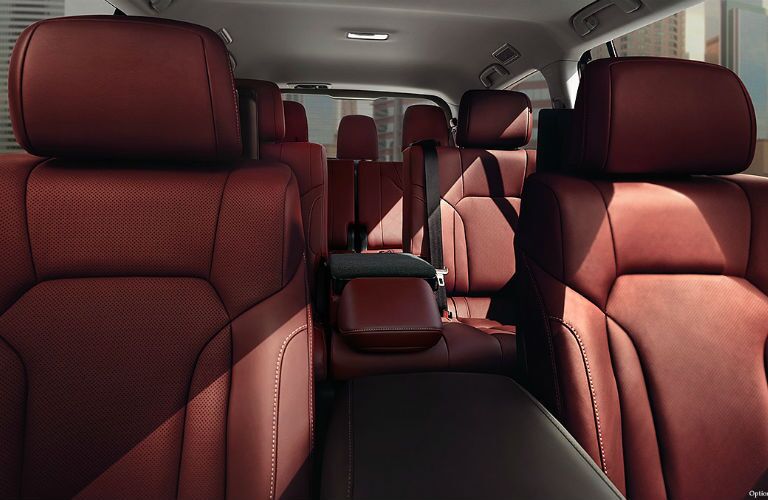 2017 Mercedes Benz Gls Vs 2017 Lexus Lx