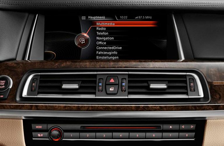 Used BMW 7 Series Dallas TX technology