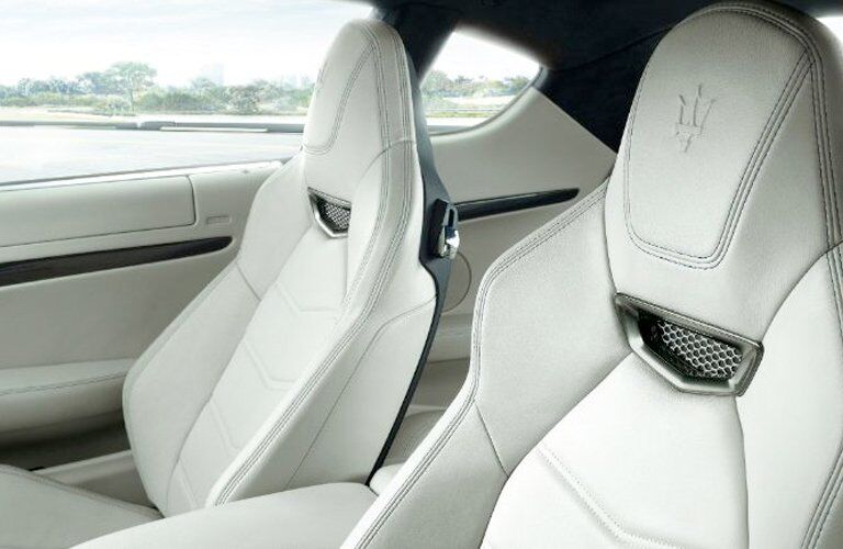 Maserati GranTurismo interior seating