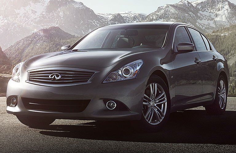 Used INFINTI Q40 front view