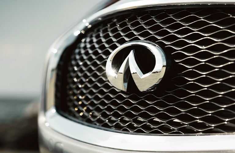 Front grille of INFINITI Q70 model