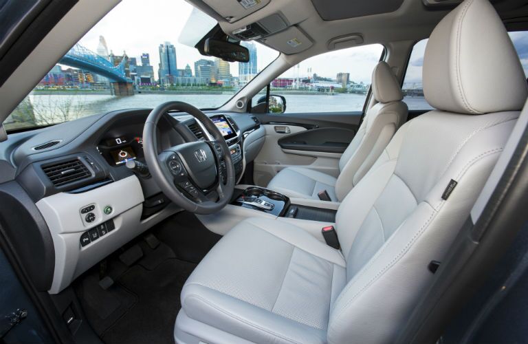 front seating in the 2018 Honda Pilot