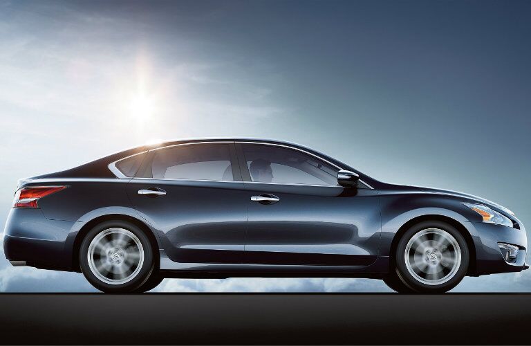 2015 Nissan Altima Rome GA exterior side