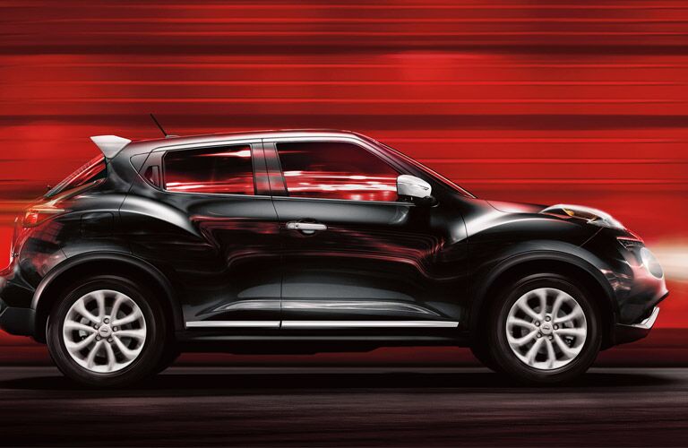 2016 Nissan Juke exterior side black