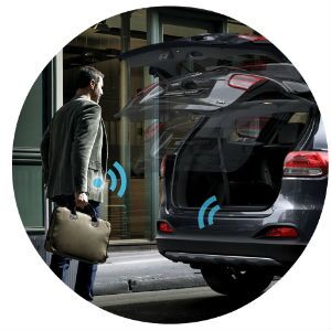 How does the Kia Sorento Power Liftgate work?