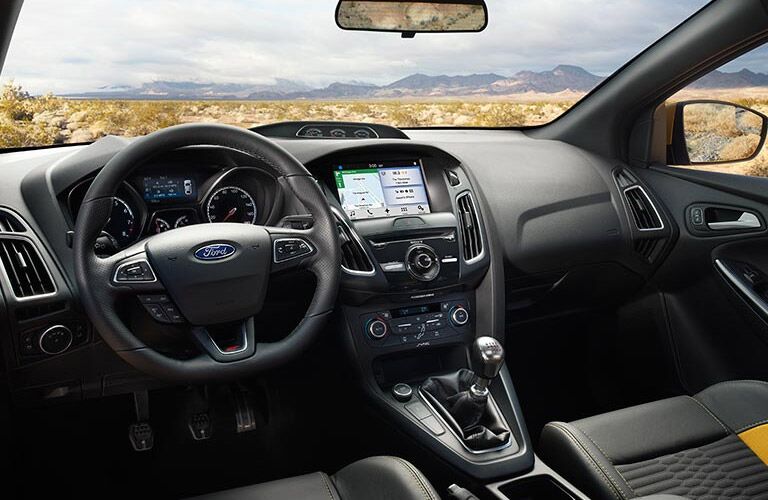 interior dashboard view 2016 Ford Focus ST