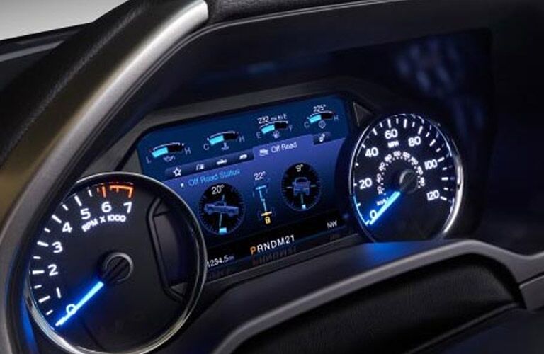 2016 Ford F-150 Lariat digital gauges