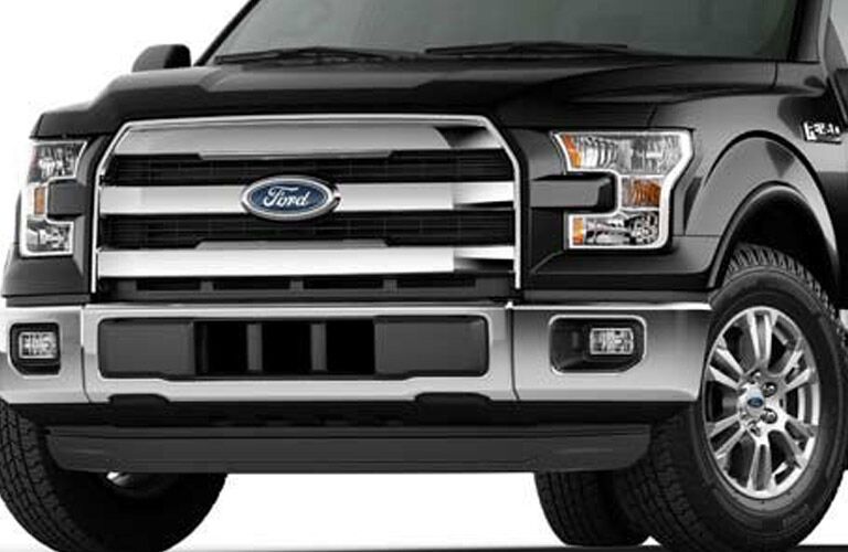 2016 Ford F-150 Lariat three-bar grille