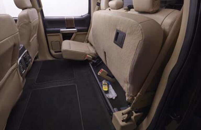 2016 Ford F-150 XL flat load floor