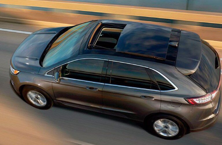 2017 Ford Edge top-down exterior and sun roof