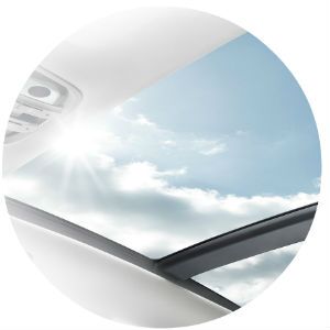 Does the Kia Cadenza have a sunroof?