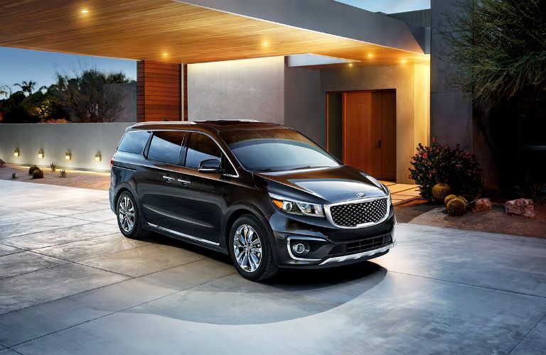 2017 Kia Sedona side view
