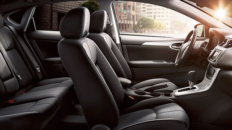 2015 Nissan Sentra interior seating features