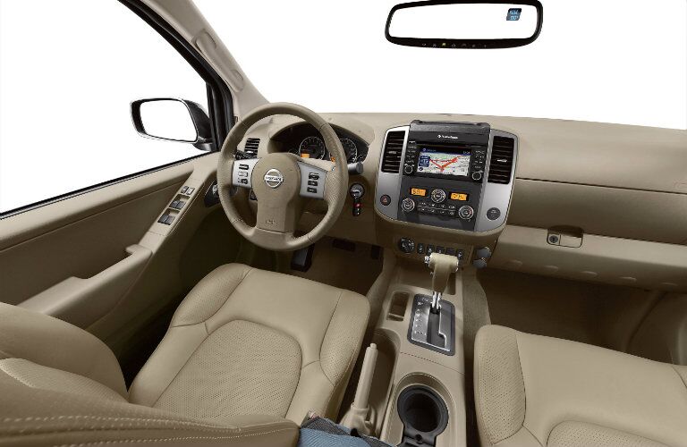 2016 nissan frontier interior features and technology
