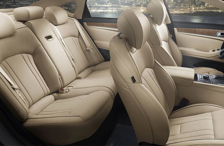 creamy luxurious interior seating of the 2017 Genesis G80
