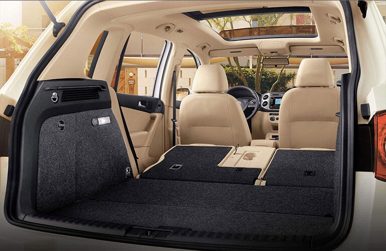 16 Volkswagen Tiguan Milwaukee Wi