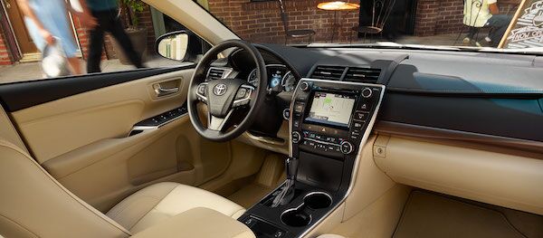 2016 toyota camry