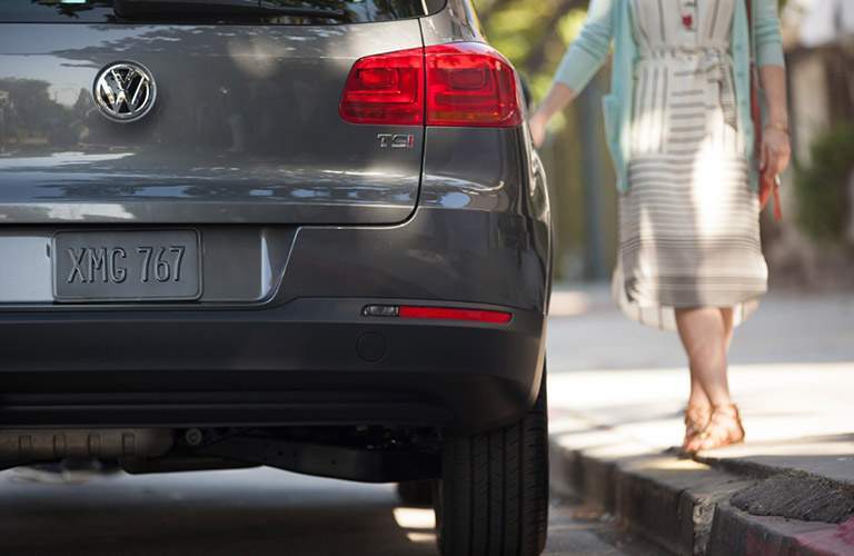 2017 VW Tiguan taillights