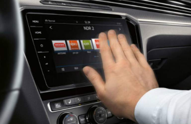 2018 VW Arteon center display