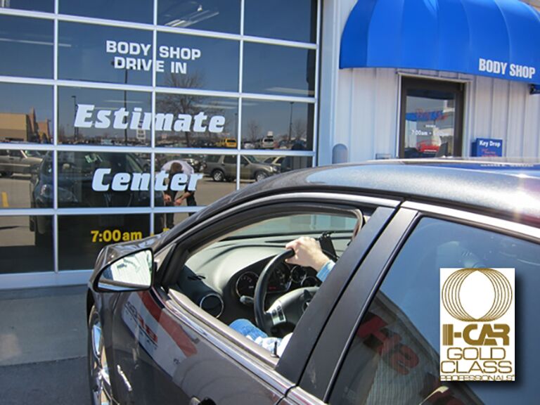 Holiday Automotive Collision Center and Body Shop in Fond du Lac