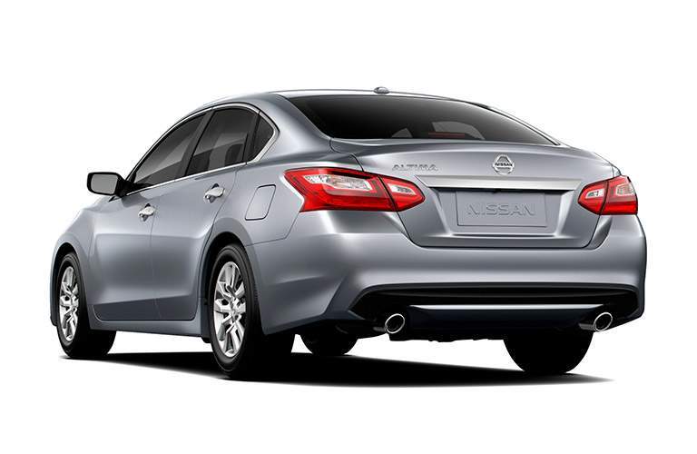2017 Nissan Altima silver rear view