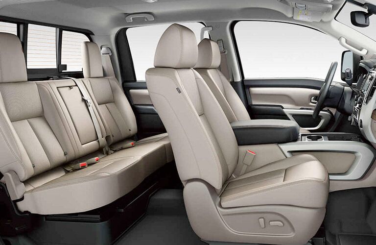 2017 nissan titan interior seating