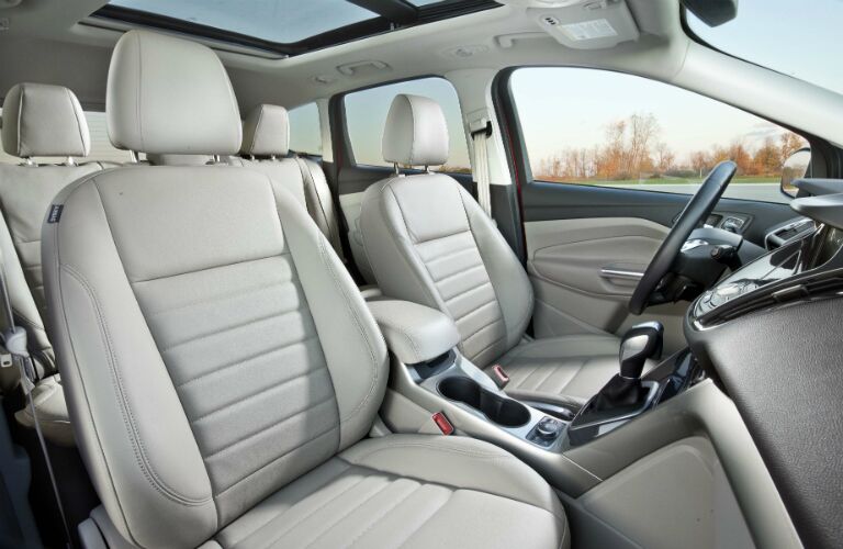 interior design of the 2016 ford escape