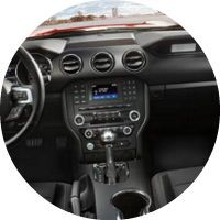2017 Ford Mustang interior infotainment system