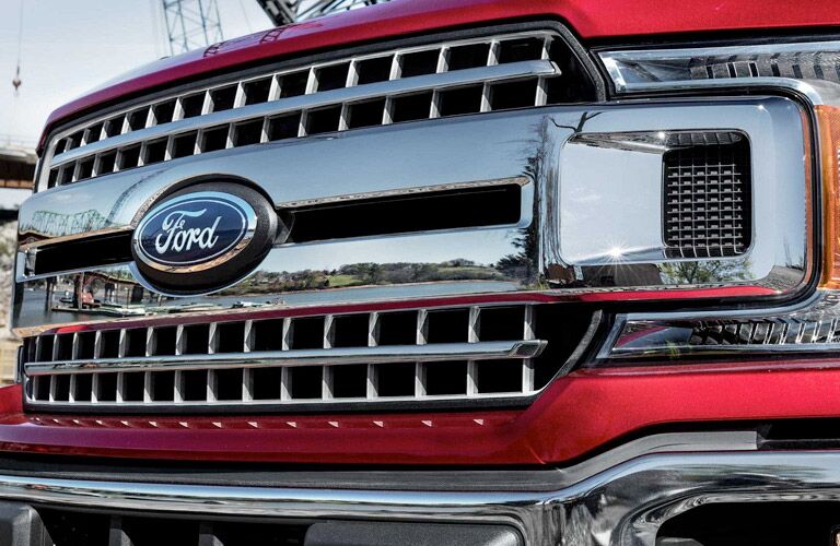 close-up view of the grille of the 2018 Ford F-150 XLT