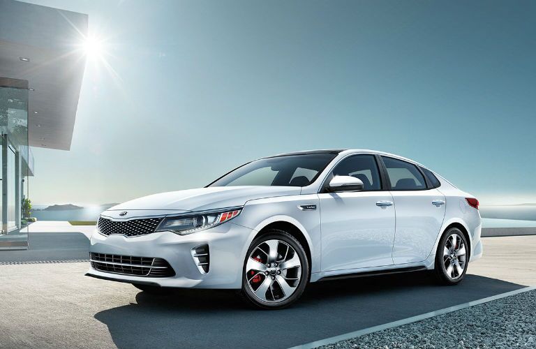 2016 Kia Optima vs 2016 Camry vs. 2016 Hyundai Sonata midsize sedan performance Harman/Kardon stereo New Port Richey Clearwater Spring Hill Trinity Tampa FL