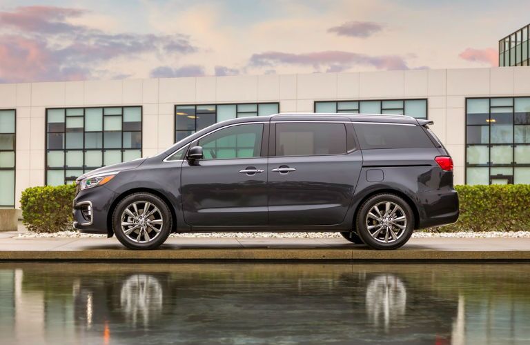 Side view of grey 2021 Kia Sedona