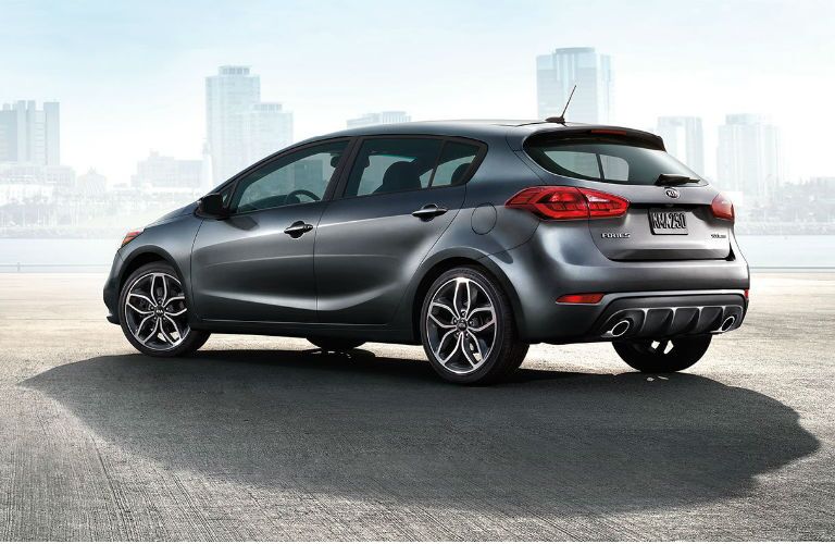 Kia Forte5 hatchback vs Volkswagen Golf