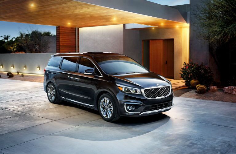 2016 Kia Sedona vs 2016 Nissan Quest minivans Clearwater FL Friendly Kia