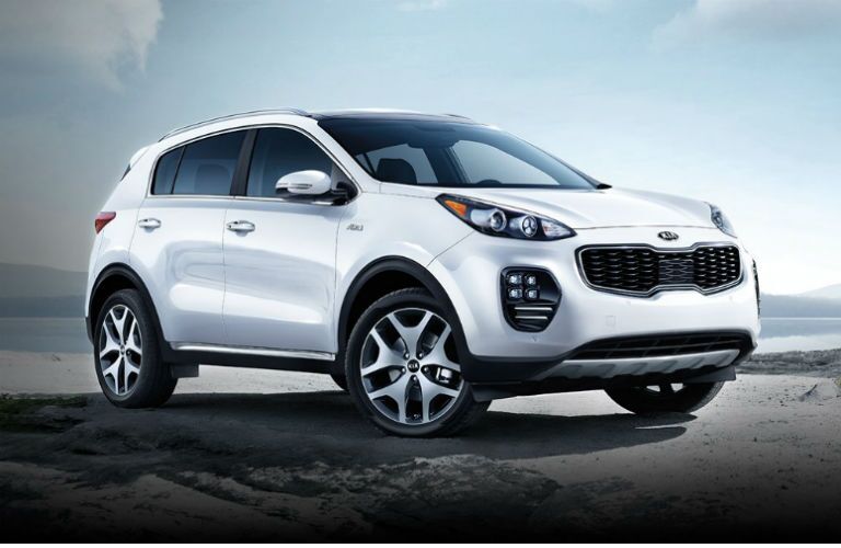 2017 Kia Sportage vs 2016 Nissan Rogue small SUVs UVO3 redesign Clearwater St. Petersburg FL