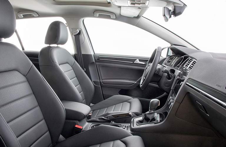 Side view of 2018 Volkswagen Golf interior
