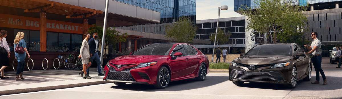 2018 Toyota Camry Le Vs Xle Trim Comparison In Tinley Park Il 2018 Camry Xle Trim On Right