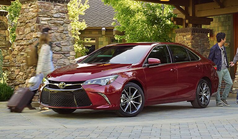 2017 Toyota Camry exterior front side