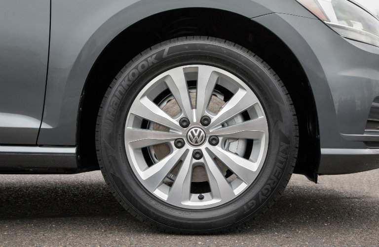 2018 Volkswagen Golf SportWagen closeup of front tire