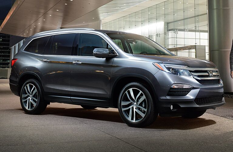 Honda Pilot model front view