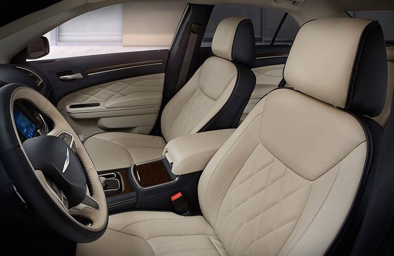 Chrysler 300 Interior