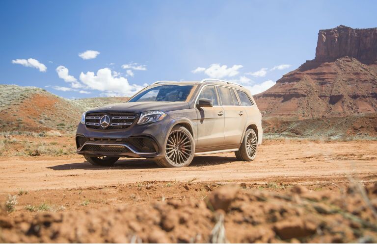 2017 Mercedes Benz Gls Vs 2017 Infiniti Qx80