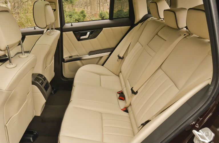 2015 Mercedes-Benz GLK350 Tan Folding Rear Seats