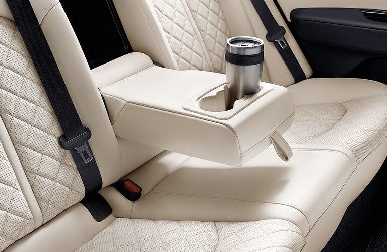 Backseat cupholder