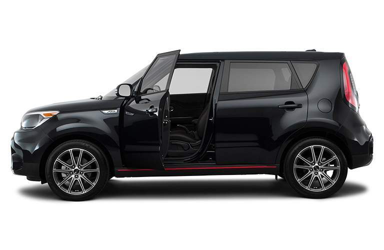 2018 Kia Soul Dayton, Oh exterior showing profile view with doors, windows and ground clearance