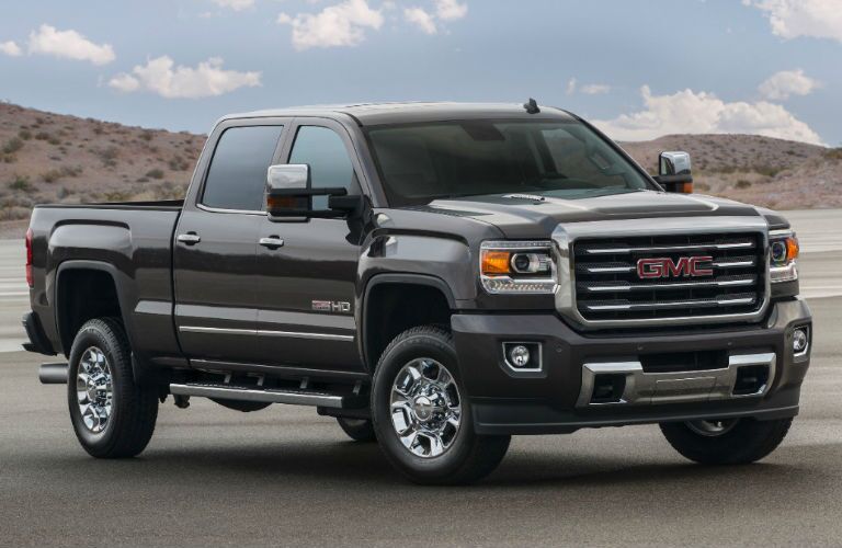 Front profile of 2016 GMC Sierra 2500HD