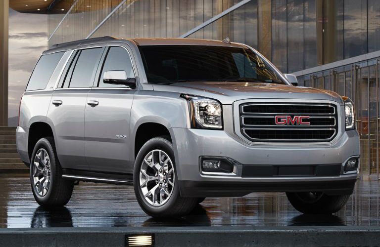 Front/side profile of 2016 GMC Yukon